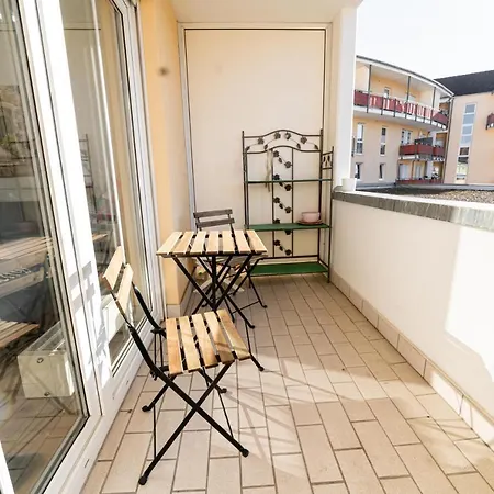Fullhouse - - K31 - Balcony - 2 Queensize Beds - Smarttv *