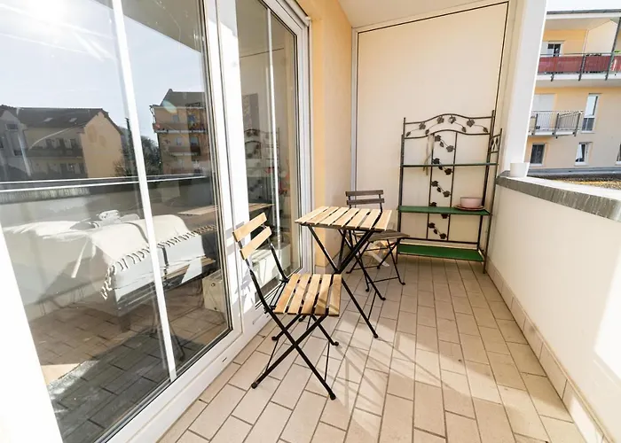 Fullhouse - - K31 - Balcony - 2 Queensize Beds - Smarttv Appartement *